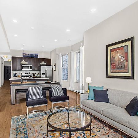 Modern 4Br Just A Block From Cta Pink Line With Pool Table Free Parking Apartment Chicago Luaran gambar